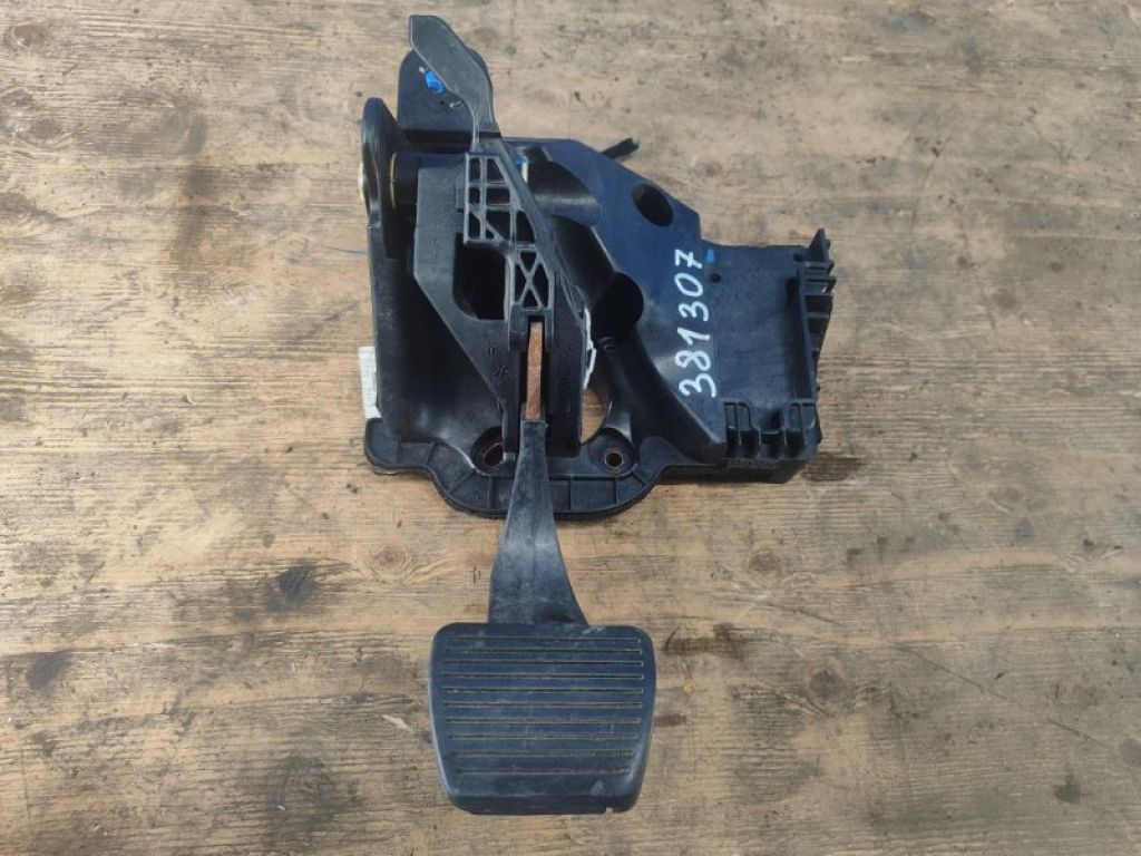 68281755AA | Педаль тормоза JEEP RENEGADE (BU) 14-