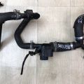 LX6Z-8260-J | Патрубок системи охолодження FORD ESCAPE 19 - - Прев'ю 4