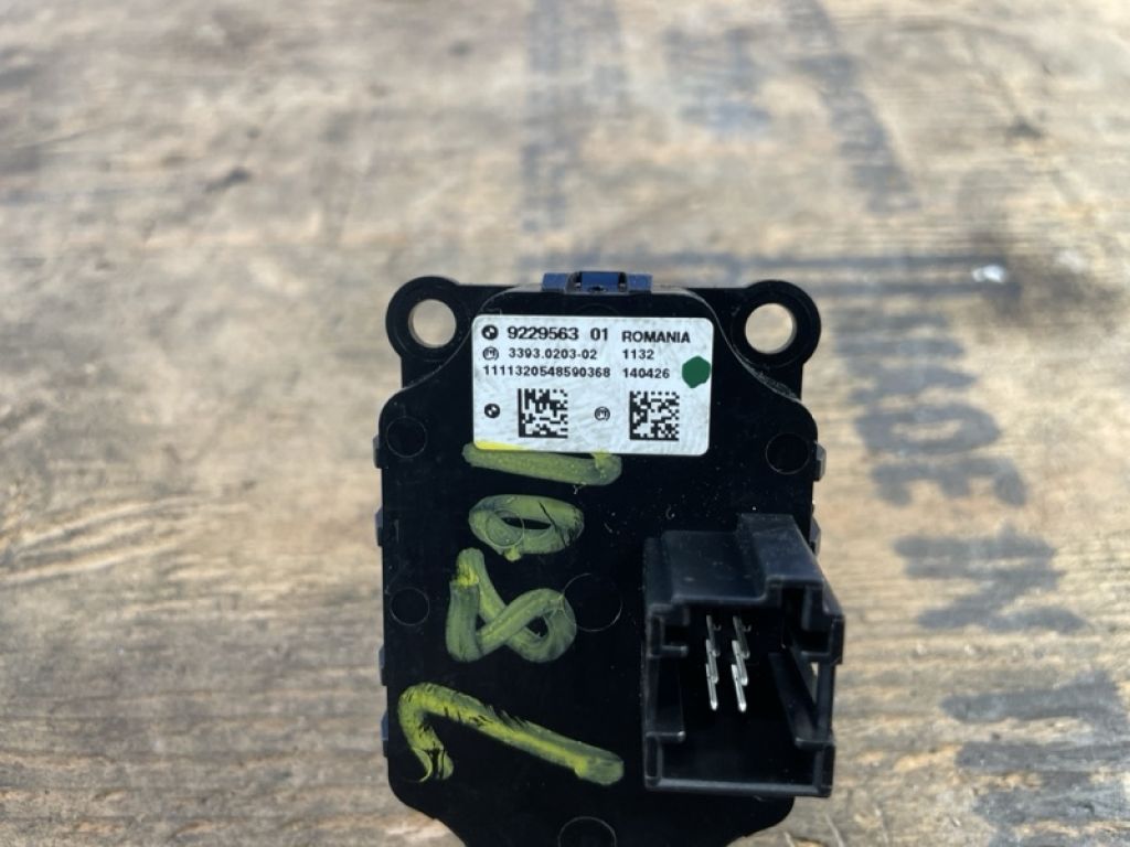 61319229563 | Кнопка Start-Stop BMW 5 SERIES (F10) 11-13 - Фото 3