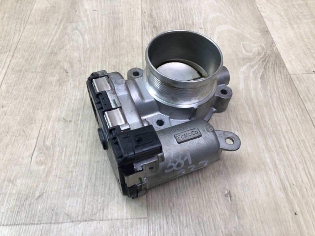 AT4Z-9E926-B | Дросельна заслінка FORD EDGE 15-