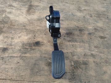 Педаль газу TOYOTA RAV4 13-19