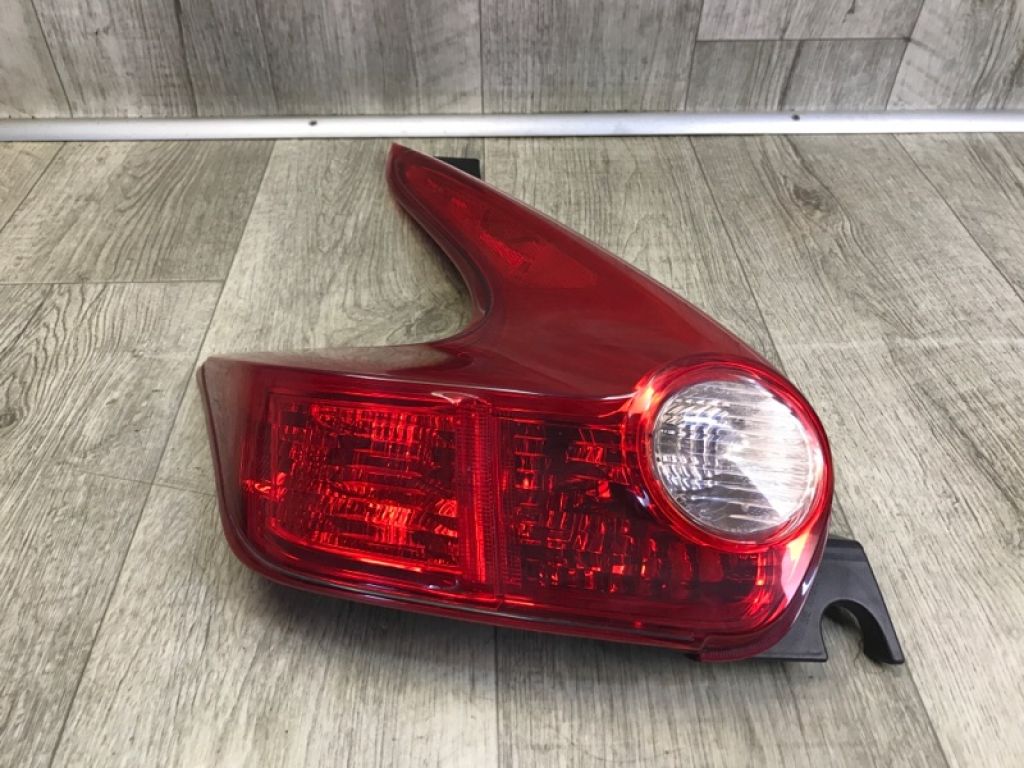 26555-1KM0A | Ліхтар зовнішній лівий NISSAN JUKE 10-19 - Фото 3
