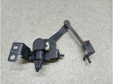 Датчик положення кузова LEXUS LX570 07-15