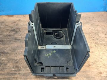 Полиця акумулятора FORD ESCAPE 12-19