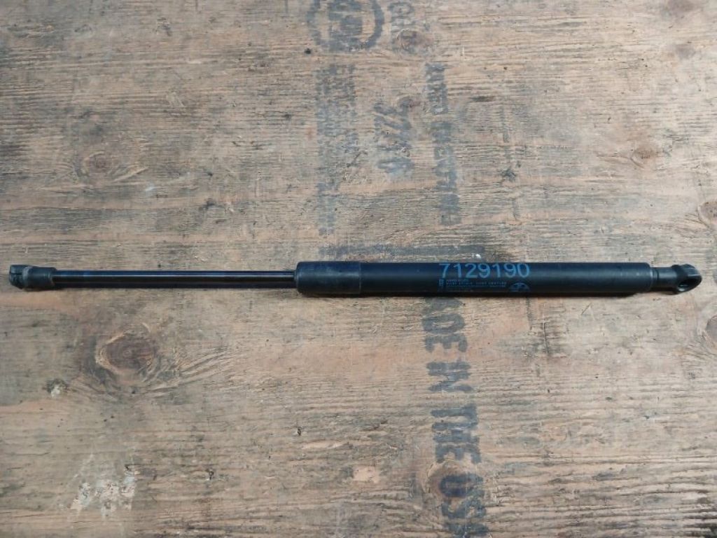 51237060550 | Амортизатор капоту BMW 3 SERIES (E90-E93) 2005–2014