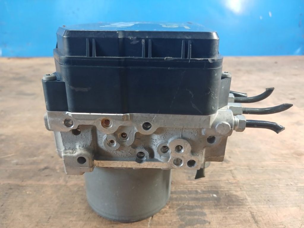 47660-4GB1A | Блок антиблокувальної системи INFINITI Q50 15-20 - Фото 2