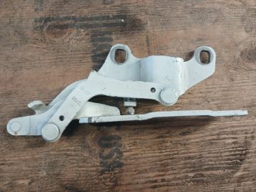 Петля капоту права BMW 3 SERIES (E90-E93) 2005–2014