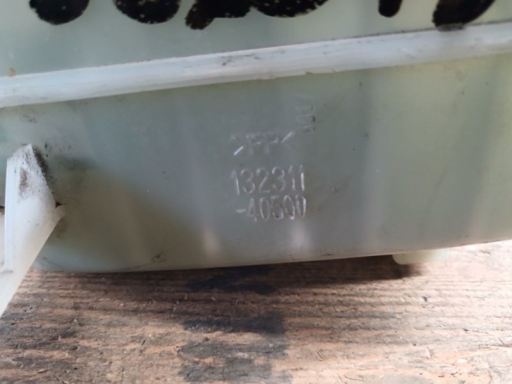 47220-48180 | Бачок головного гальмівного циліндра LEXUS RX300/330/350/400 03-09 - Фото 2