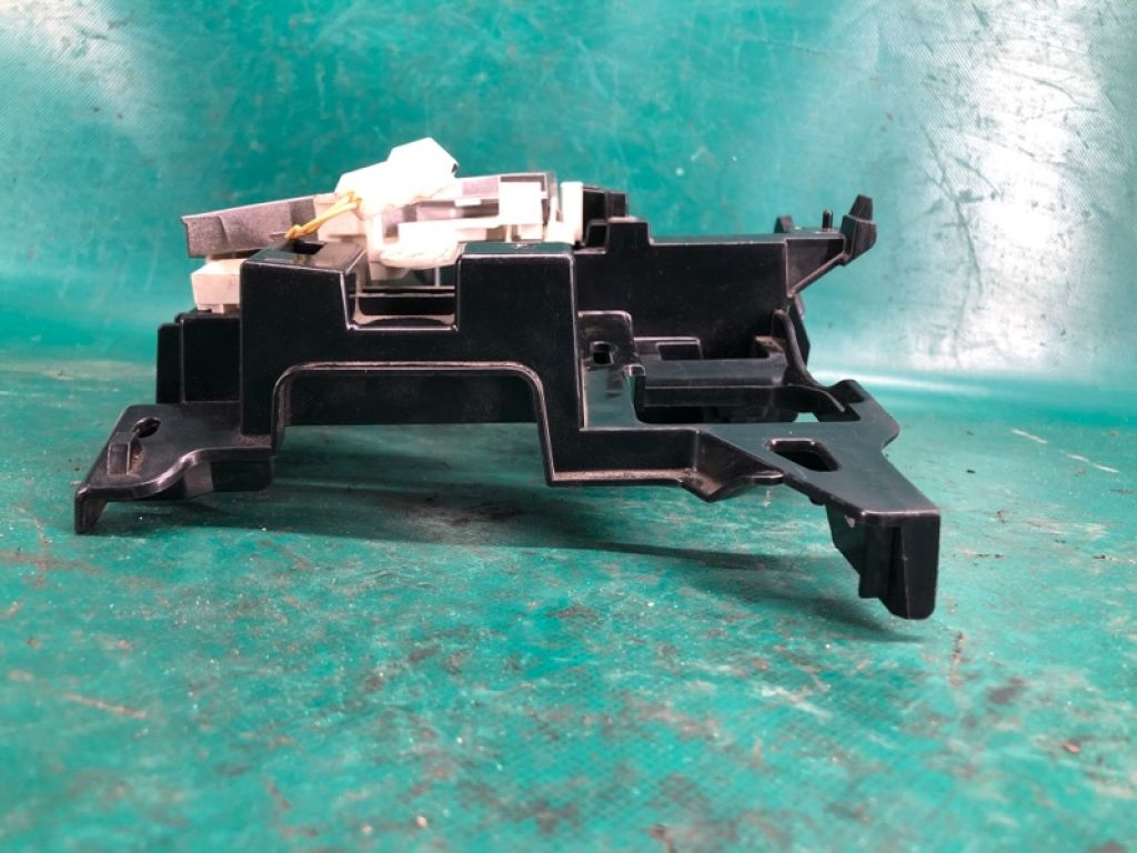 35907-0T012 | Консоль центральна TOYOTA VENZA 09-16 - Фото 6