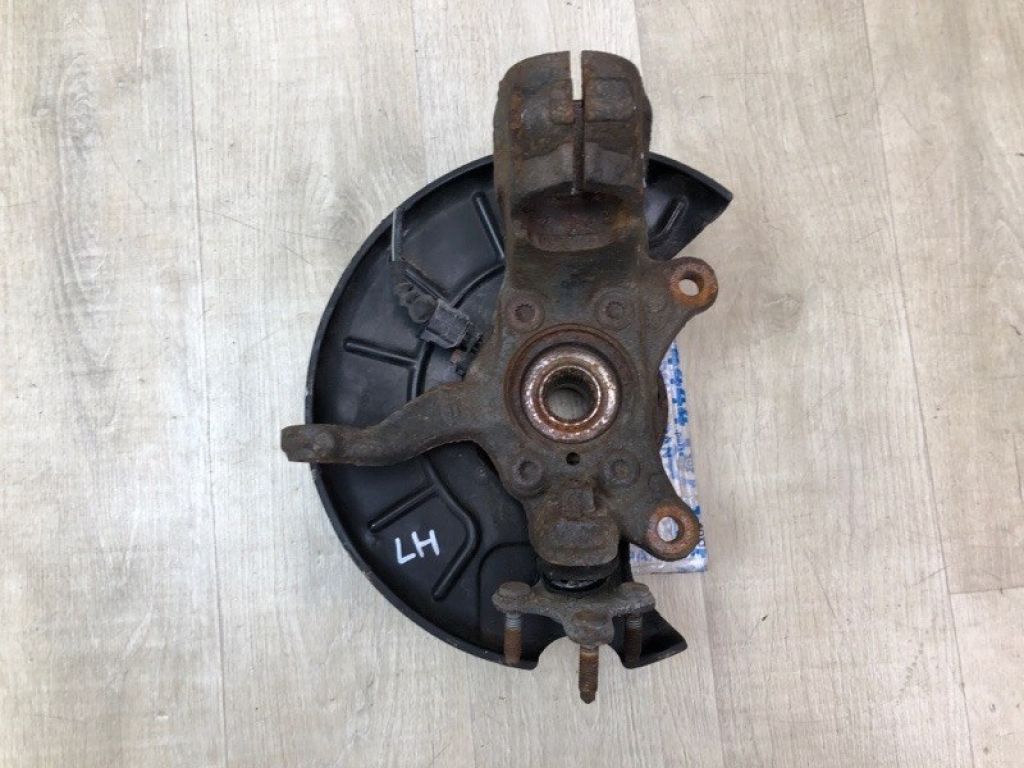 561-407-255 | Кулак поворотний передній лівий VOLKSWAGEN BEETLE 11-19