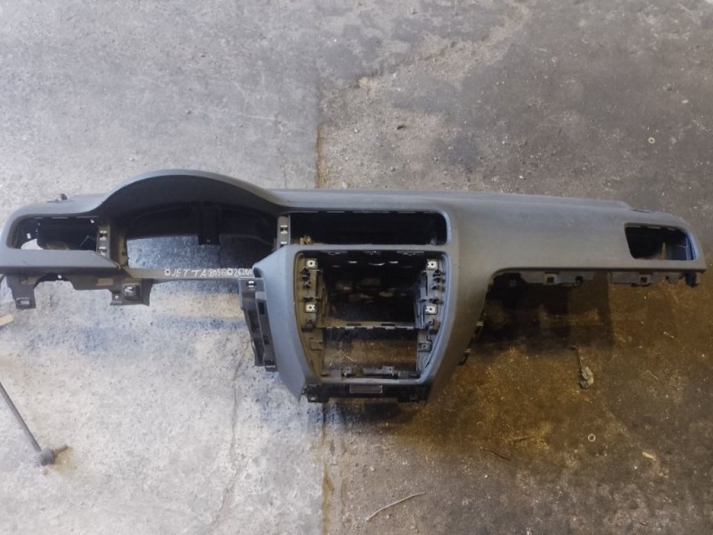 5C7 857 001 B 82V | торпедо VOLKSWAGEN JETTA USA 10-17