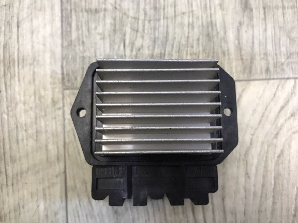 87165-47020 | Резистор печки TOYOTA PRIUS - 20 03-11