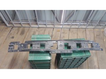 Наповнювач бампера передній MITSUBISHI CARISMA 95-04