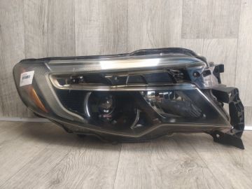 Фара правая HONDA PILOT 15-