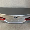 6440106E00 | Кришка багажника TOYOTA CAMRY 70 17- - Прев'ю 2
