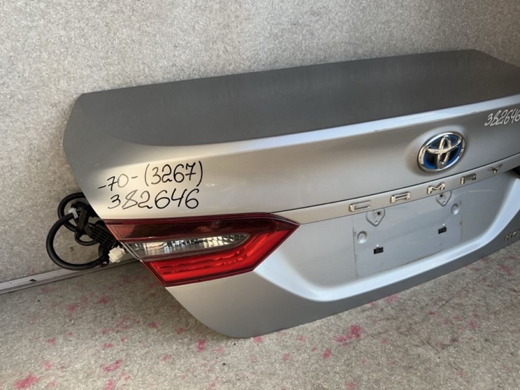 6440106E00 | Кришка багажника TOYOTA CAMRY 70 17- - Фото 3