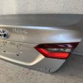 6440106E00 | Кришка багажника TOYOTA CAMRY 70 17- - Прев'ю 4