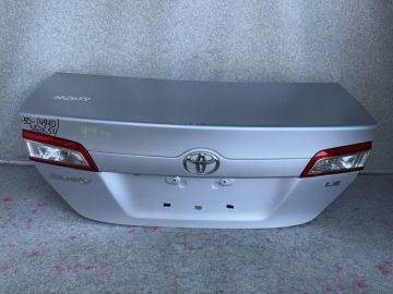 Кришка багажника TOYOTA CAMRY 50 12-15
