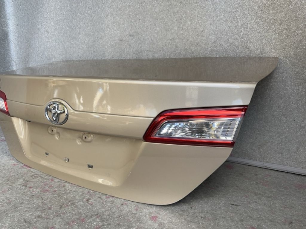 6440106590 | Кришка багажника TOYOTA CAMRY 50 12-15 - Фото 4
