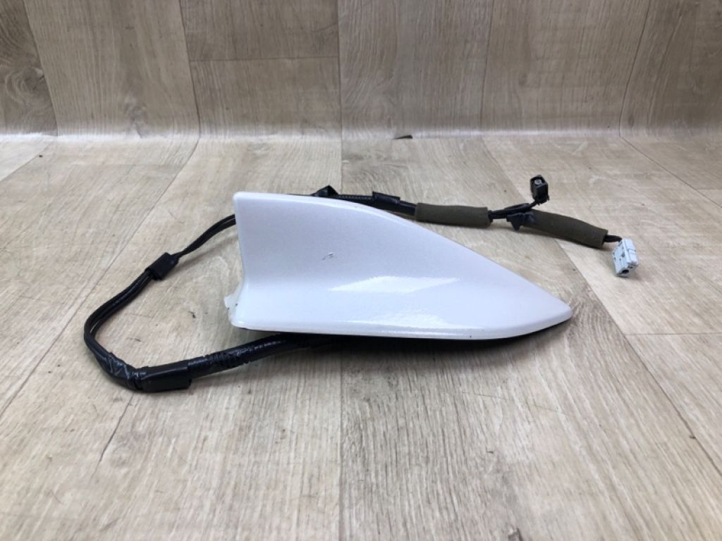 39150-T7W-A01ZC | Антена HONDA HR-V 14-22