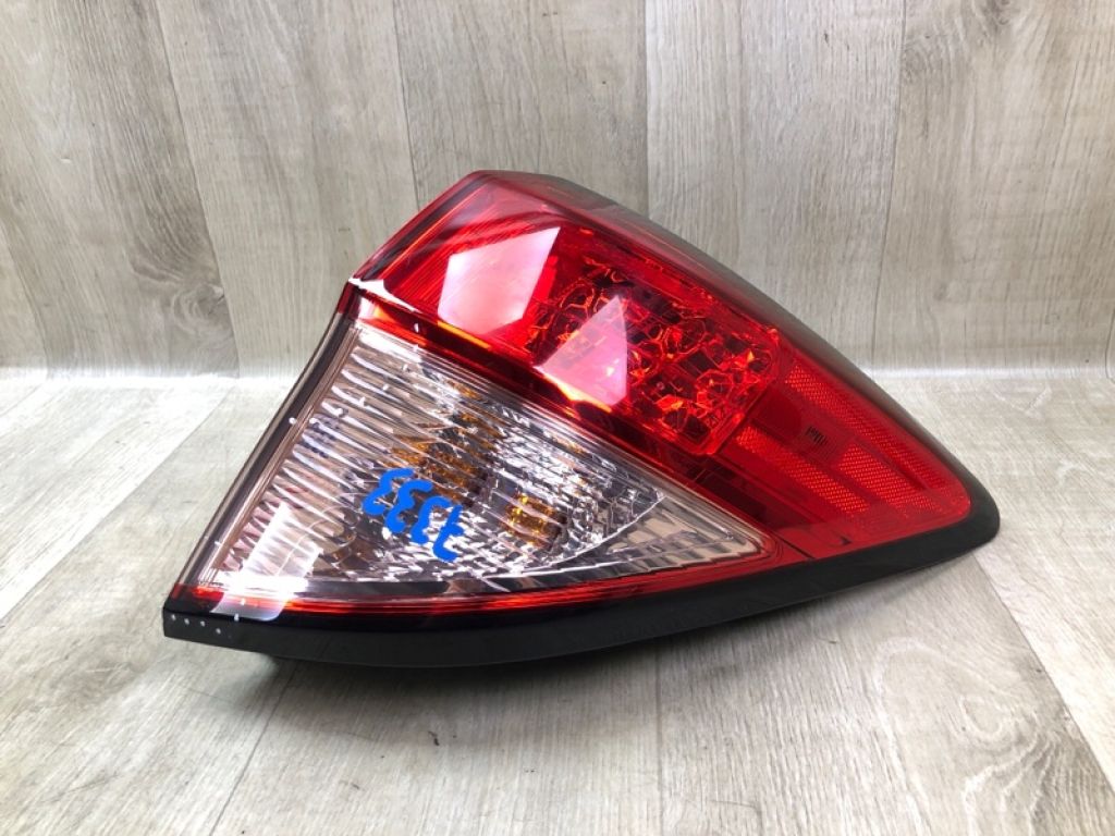 33502-T7S-A01 | Ліхтар зовнішній правий HONDA HR-V 14-22