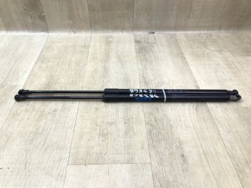 Амортизатор кришки багажника HONDA HR-V 14-22