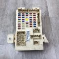 95400-2V184 | Блок запобіжників HYUNDAI VELOSTER 11-18 - Прев'ю 2
