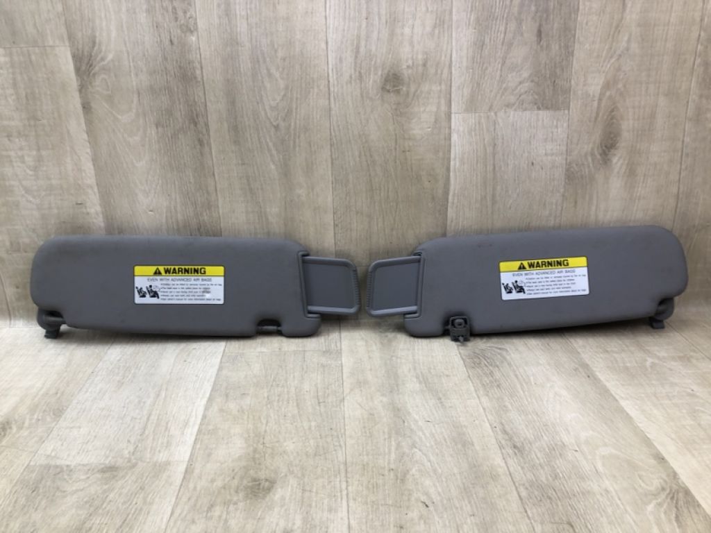 85210-2V130-8M | Козирок сонцезахисний HYUNDAI VELOSTER 11-18 - Фото 9