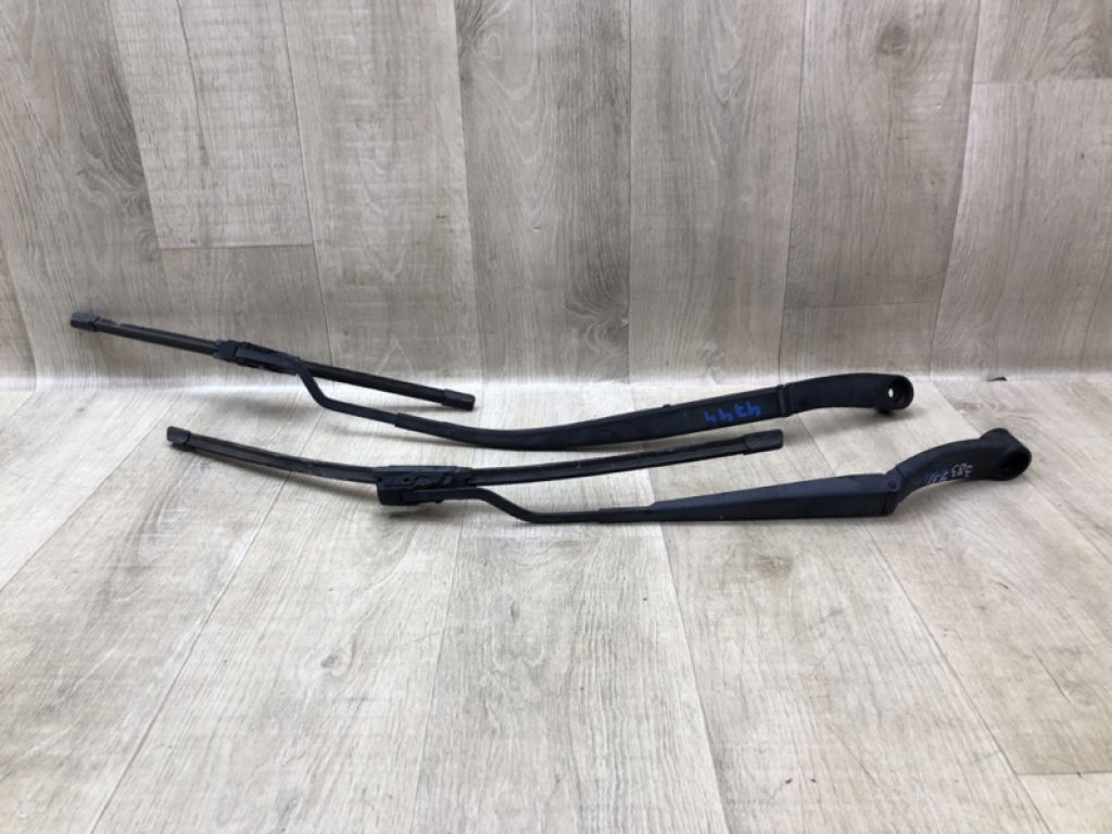 98310-2V000 | Повідець склоочисника передній HYUNDAI VELOSTER 11-18
