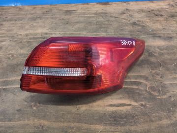 Фонарь наружный правый FORD FOCUS 10-18