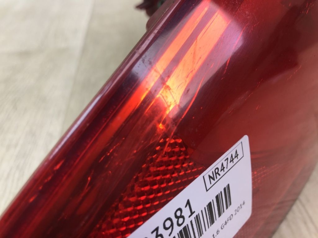 92401-2V000 | Ліхтар зовнішній лівий HYUNDAI VELOSTER 11-18 - Фото 2