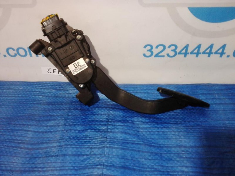 Педаль газу KIA CERATO LD 04-08 32700-2FXXX — 2