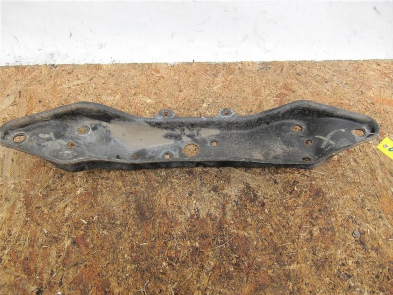Балка під КПП SUBARU OUTBACK 09-14 BR 41011AG03A — 2