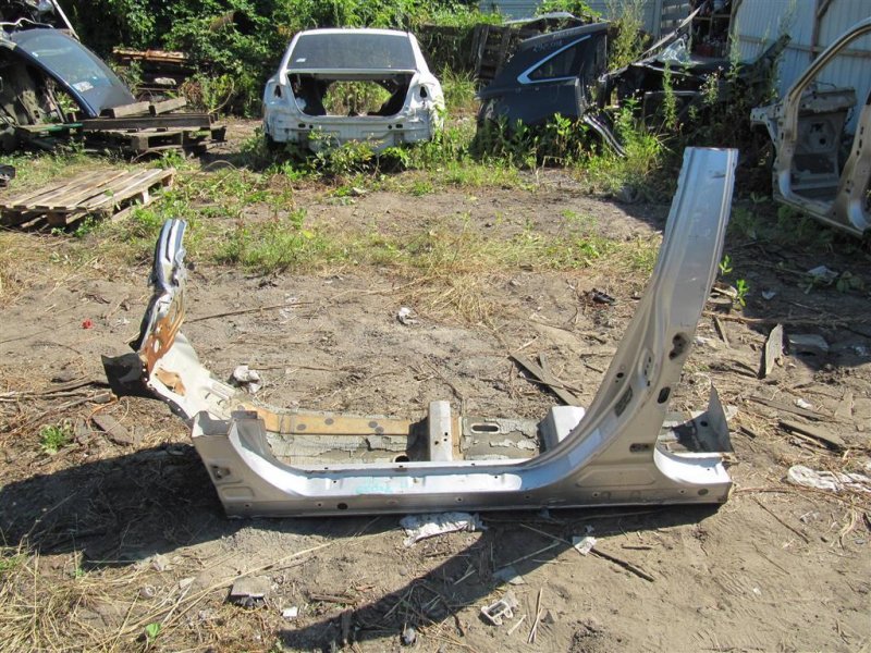 Стійка кузова середня ліва TOYOTA CAMRY 40 06-11 61312-33060