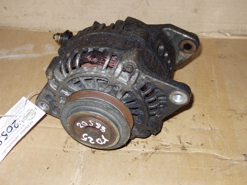 Генератор NISSAN BASSARA 99-03 — 2