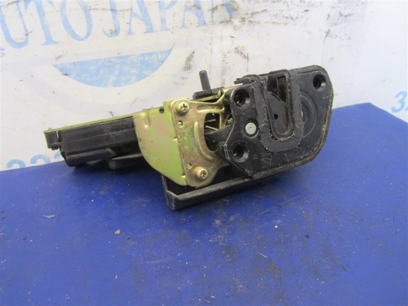 Замок двері задній правий HYUNDAI MATRIX 01-08 81420-17100 — 2