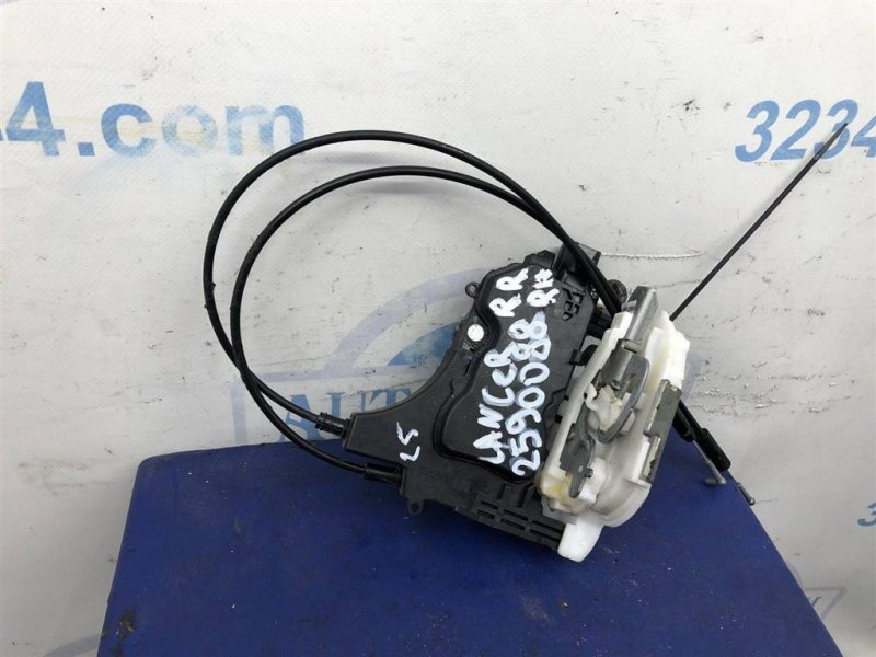 Замок двері задній правий MITSUBISHI LANCER X 10 15-17 5745A304