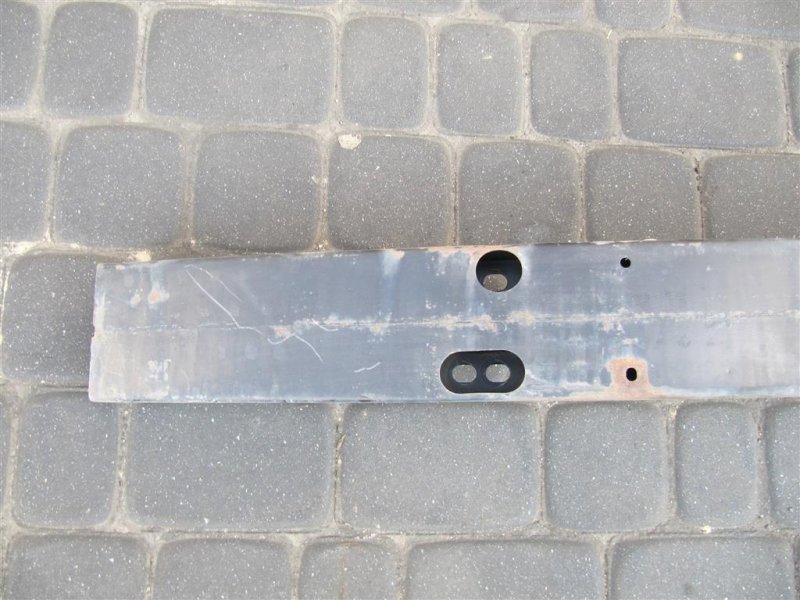Підсилювач переднього бампера LEXUS GS300 97-05 5213130210 — 3