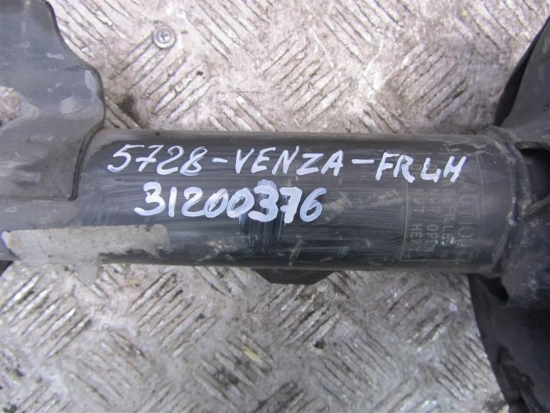 Амортизатор передній лівий TOYOTA VENZA 09-16 48520-0T011 — 2
