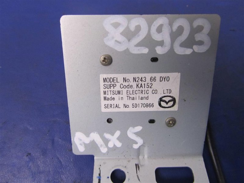 Антена MAZDA MX-5 15- N243-66-DY0 — 2