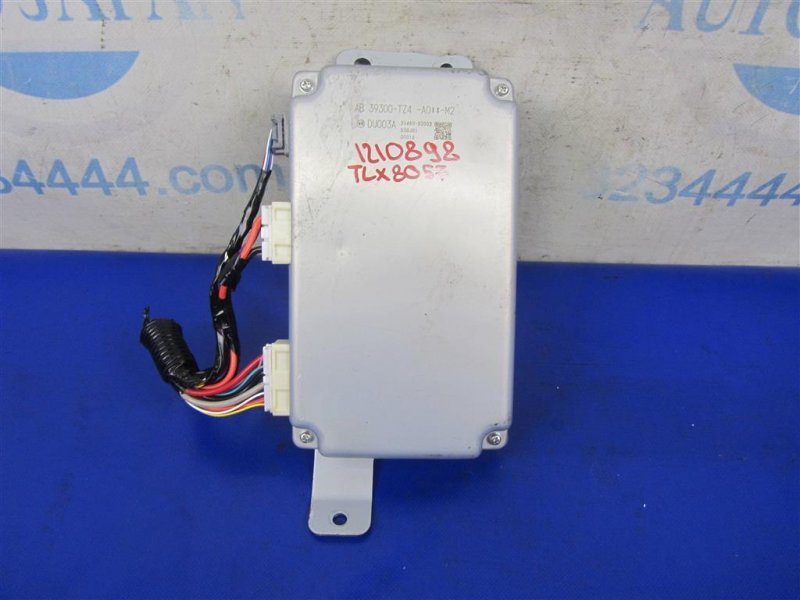 Блок керування підвіскою ACURA TLX 17-20 39300-TZ4-A02