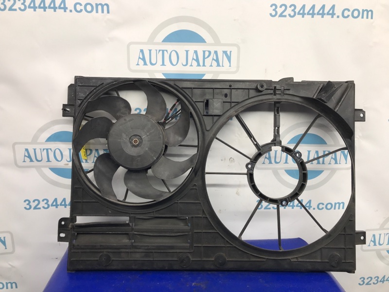 Дифузор вентилятора основного радіатора VOLKSWAGEN PASSAT CC 08-12 1K0 121 207 BC — 2