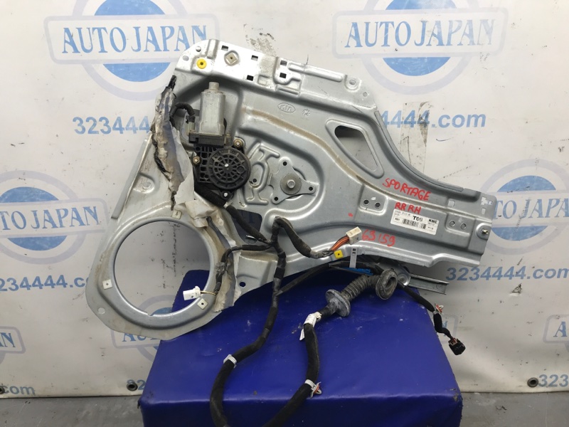 Склопідйомник задній правий KIA SPORTAGE KM 04-10 83402-1F010