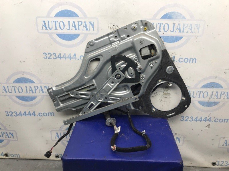 Склопідйомник задній правий KIA SPORTAGE KM 04-10 83402-1F010 — 2
