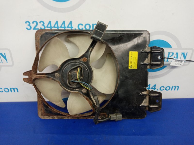 Дифузор вентилятора основного радіатора MITSUBISHI CARISMA 95-04 MR460784 — 3