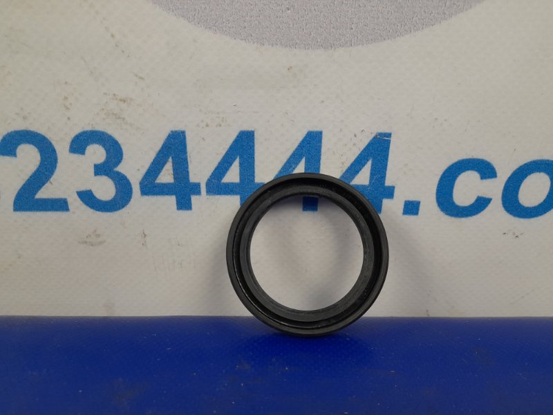 Сальник маточини задній MAZDA 323 BF 85-89 B001-26-154B