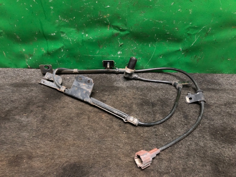 Датчик ABS задній лівий NISSAN PATHFINDER R50 96-04 47901-0W005
