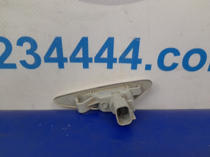 Повторювач повороту у крило лівий MAZDA MX-5 06-15 GS1F-51-130 — 2