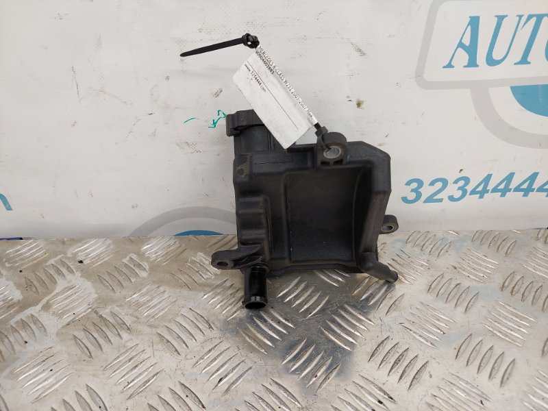Бачок гідропідсилювача керма MERCEDES R-CLASS W251 05-13 A 000 460 28 83 — 3