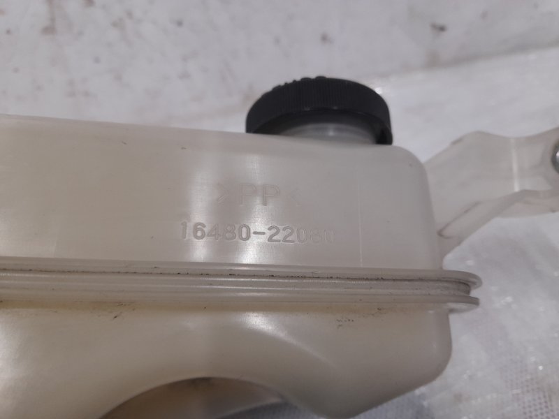 Бачок розширювальний TOYOTA AURIS 06-12 16480-22080 — 4